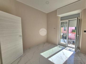 MONOLOCALE A CASALNUOVO DI NAPOLI