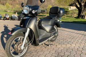 Aprilia Scarabeo 250