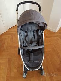 Passeggino BeCool compatto 