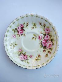 flower of the month Royal Albert 