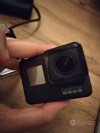 GoPro Hero 7 Black con accessori