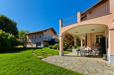 CASA DI CORTE A PECETTO TORINESE