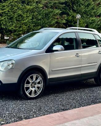 Volkswagen Polo CROSS 1.4/69CV TDI 5p. POLO CROSS