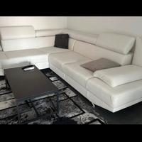 Divano angolare bianco come nuovo