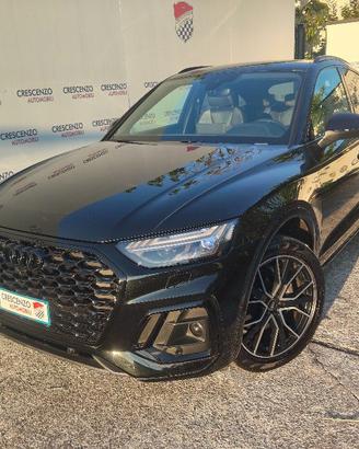 AUDI Q5 SPB 40 TDI quattro S tronic Identity Bla