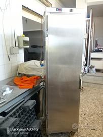 armadio per lievitazione 20 teglie 240v