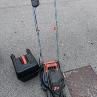 Tagliaerba elettrico e aspia/soffia foglie