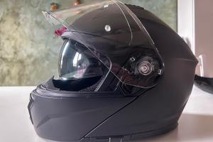 Casco modulare moto
