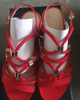 Scarpe nuove gattinoni Roma n.37