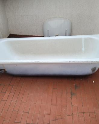 DO Vasca bagno e lavandino