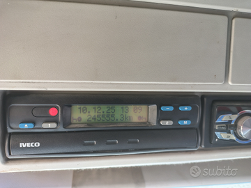 Autocarro Iveco 80/17