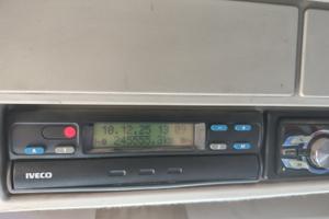 Autocarro Iveco 80/17