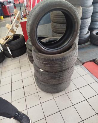 copertoni 225/45 17 ZR  MOMO