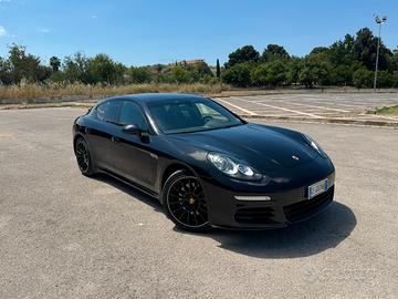 Porsche Panamera 3.0 Diesel 250 cv