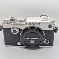 Olympus PEN-F colore argento scatti 2.300 PEN F