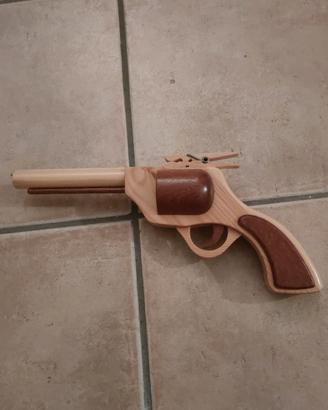 pistola in legno spara elastico