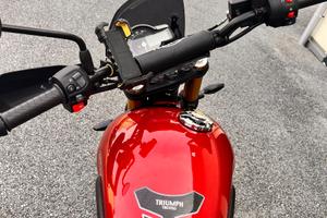 Triumph 400x