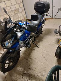 Suzuki V-Strom DL-650  2005