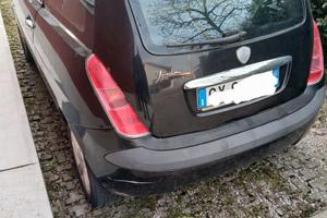 Lancia Y
