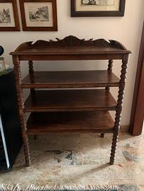 Etagere in legno