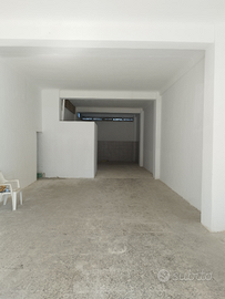 Locale commerciale 102mq