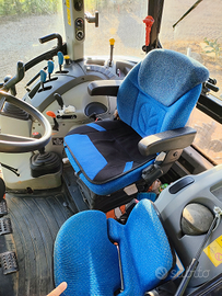 Trattore new Holland t495