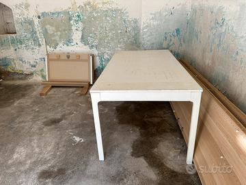 Tavolo da cucina 180*80 allungabile