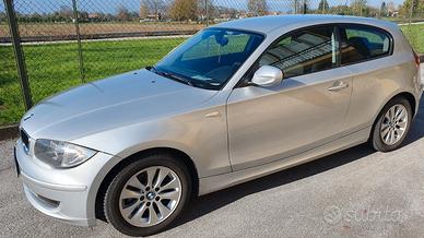 BMW Serie 1 (E81) - 2011