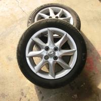 4 Ruote cerchi + gomme originali Toyota Yaris r 15