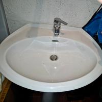 Lavandino tondo colore bianco