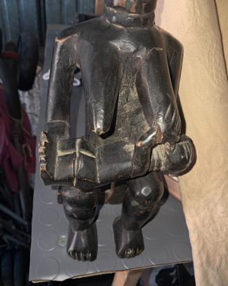 Statua della  fertilita etnico