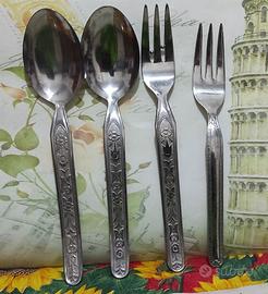 Posate Vintage nox 2 cucchiai 2 forchette. Più...