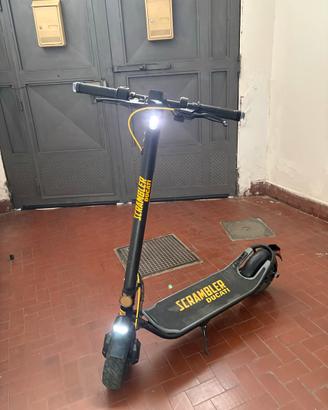 Bici elettrico ducati scrambler city cross