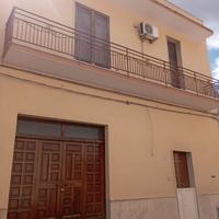 Appartamento in primo piano con garage