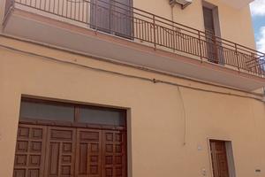 Appartamento in primo piano con garage