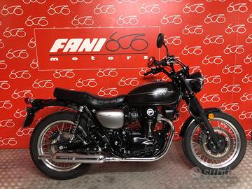 KAWASAKI W 800 .