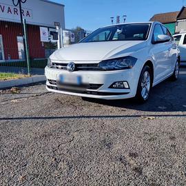 Polo benzina 2018 km 71000 15.000 euro trattabile