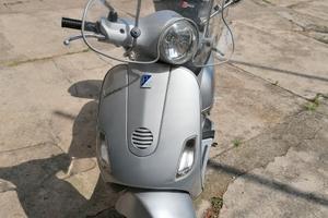 Vespa LX 125 del 2006