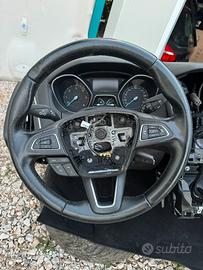 Volante Ford Focus III