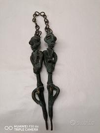  bastoni antichi adan in bronzo con catena 