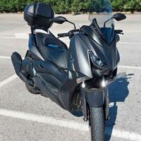 Yamaha xmax 400