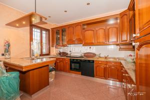 VILLA CON AMPIO GIARDINO