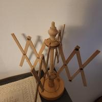 Arcolaio in legno con base 