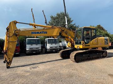 KOMAT'SU PC230 NHD-7