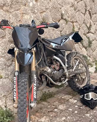 Husqvarna WRE 125 2 tempi (anno 2008).
