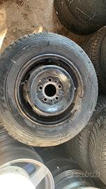 Vengo gomme seminuove