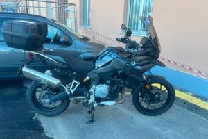 BMW 750GS.