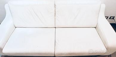 Divano in vera pelle
