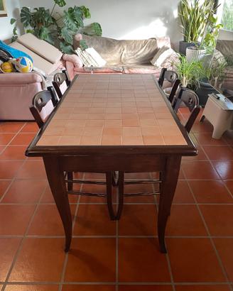Tavolo da cucina 