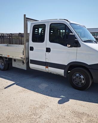 IVECO Daily 35C17 doppia cabina